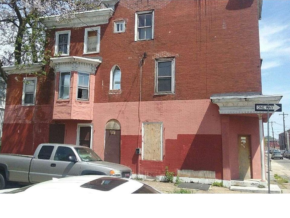 Exterior Side
