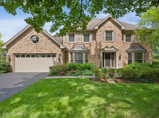 729 Buckingham Ct, Wheaton, IL 60189