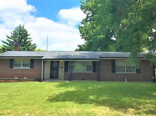 9650 Weyburn Dr, Saint Louis, MO 63136