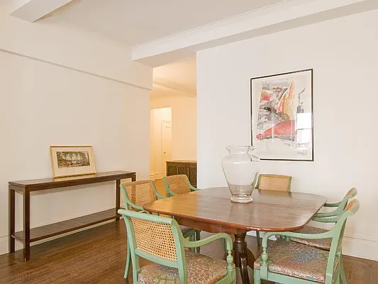 Sold by Sotheby's International Realty | media 27