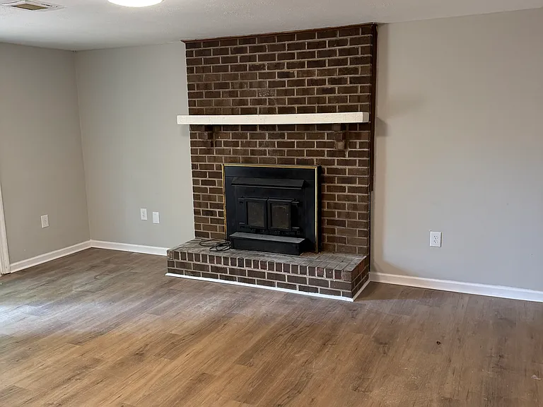 1422 Bull Run Dr — Photo 3