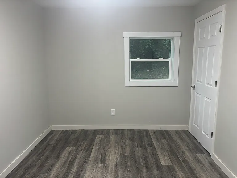 731 Berry St NE — Photo 19