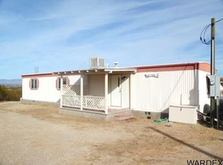 1886 S Ehrenberg Rd, Golden Valley, AZ 86413