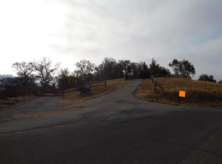 33957 Puma Ln, Squaw Valley, CA