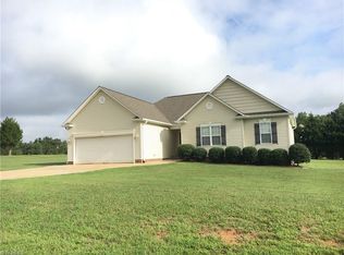 129 Still Waters Dr, Advance, NC 27006