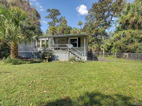 30 Knotts Way, Yankeetown, FL 34498