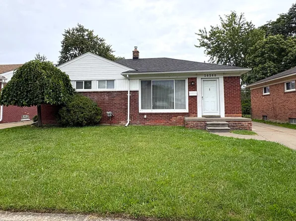26260 Marlene St, Roseville, MI 48066