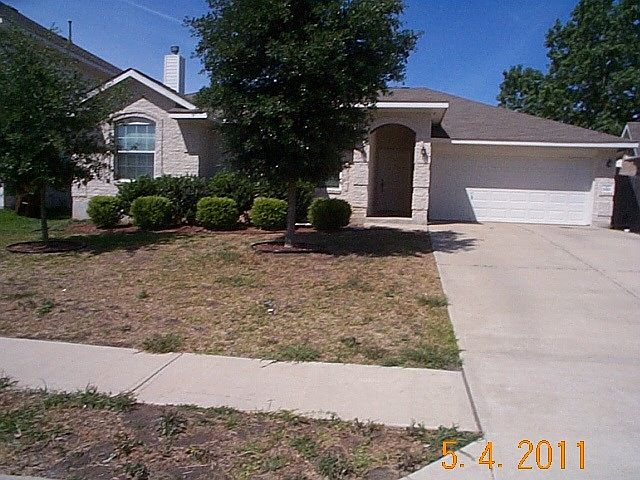 2nd image of 3920 Bonnie Ln