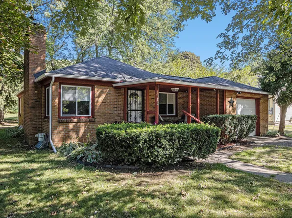 1322 Baker Dr, Kalamazoo, MI 49048