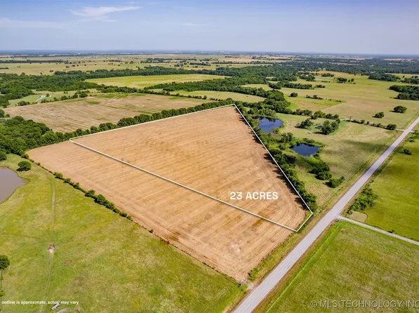 220 Road, Wagoner, OK 74467