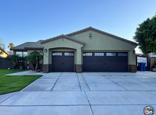 1220 McMillin St, Calexico, CA 92231