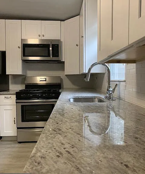 2037 McClellan St — Photo 4