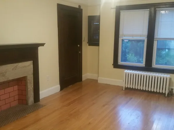 Hazelhurst Apartments - Ferndale, 165 E Hazelhurst St APT 3, Ferndale, MI 48220
