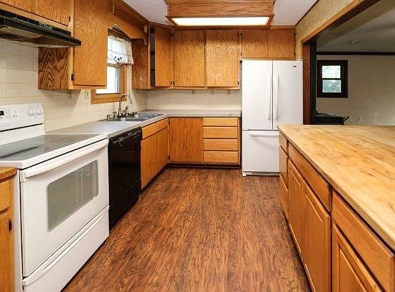 5th image of 10455 S Lori Ln