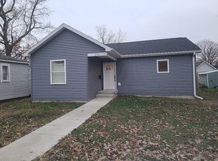 313 E Overton St, Tuscola, IL 61953