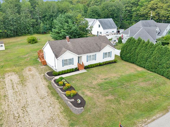 2nd image of 4 Misty Meadows Drive