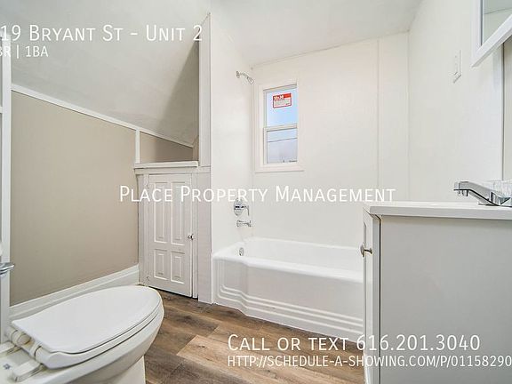 3rd image of 919 Bryant St Unit 2
