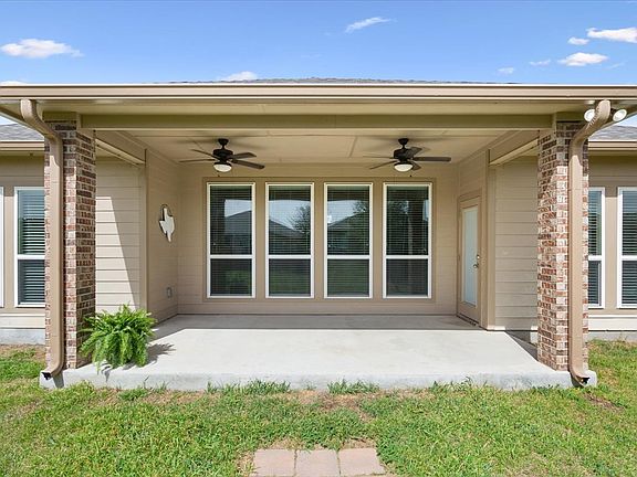 5th image of 513 Coventry Dr