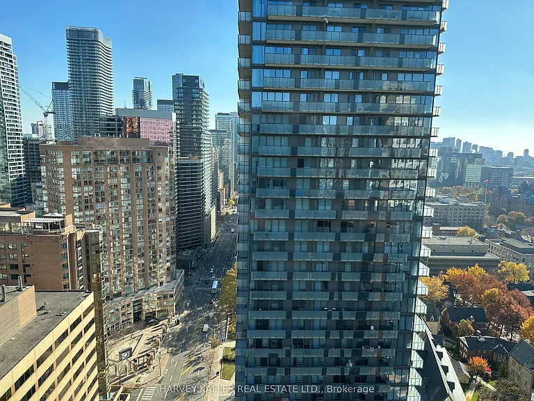 55 Charles St W #3101 — Photo 12