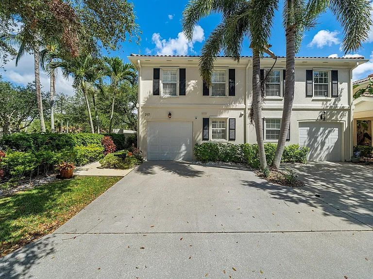 2117 Tigris Dr — Photo 3