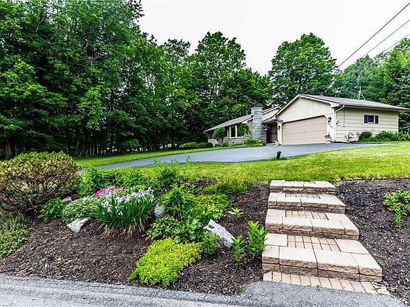 5th image of 4561 Meadowridge Dr
