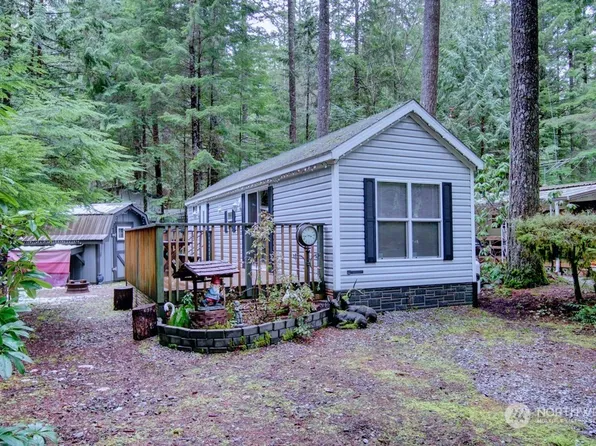 218 3 Big River Boulevard E, Deming, WA 98244