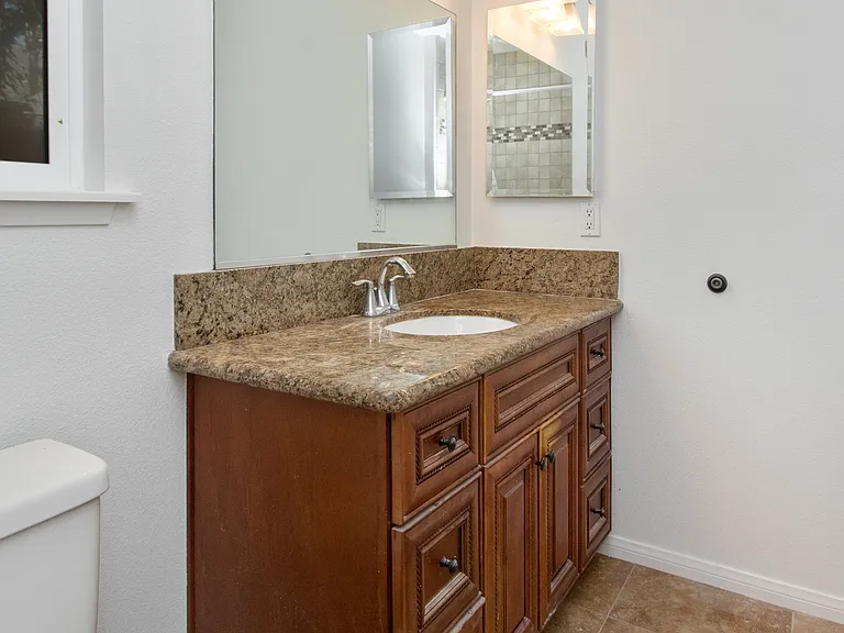 143 Esperanza Ave — Photo 13