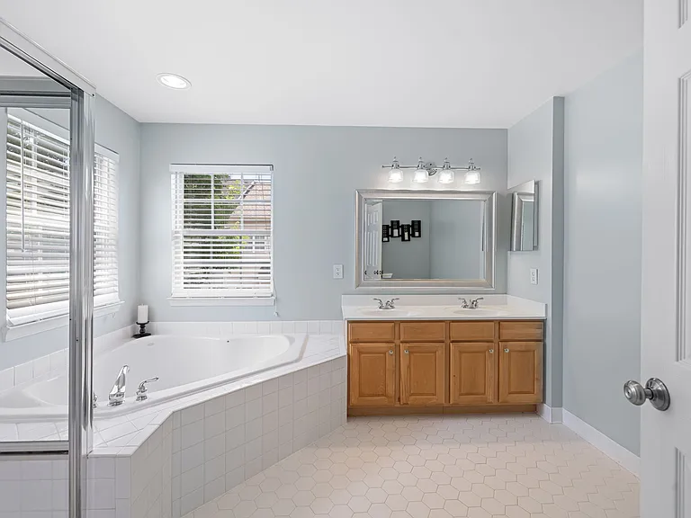 4110 Brookgreen Dr — Photo 15