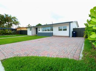 4610 SW 94th Ct, Miami, FL 33165