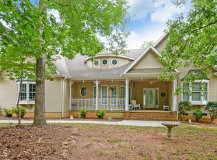 296 Ridgewood Dr, Hartwell, GA 30643