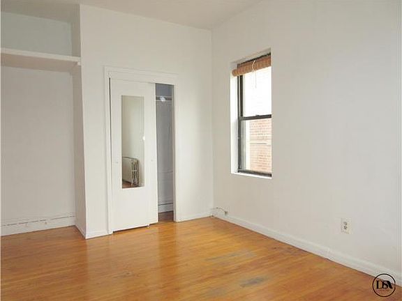 2nd image of 3315 28th Ave #2R