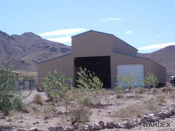 4th image of 4810 Calle Glen