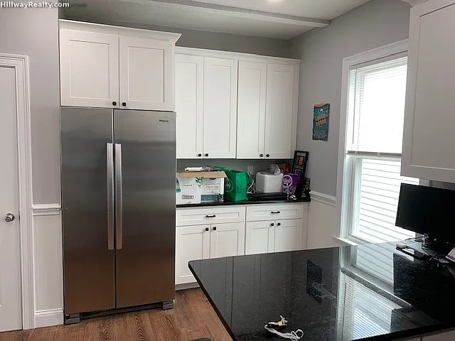 3 bed, 9999 sqft, $3,500 — Photo 2