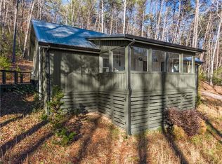 121 Waterfalls Way, Clarkesville, GA 30523