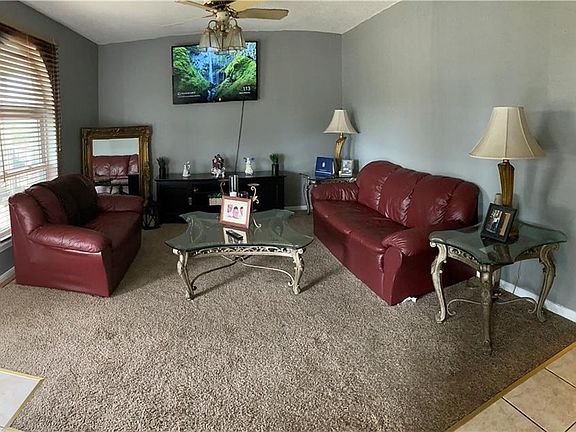 2nd image of 108 Gardenia Ln