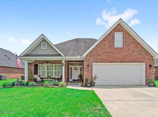 2508 Rue Beaux Chenes, Ocean Springs, MS 39564