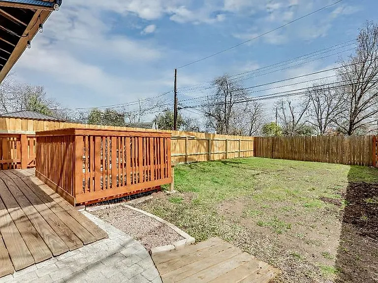 Westminster Dr — Photo 25