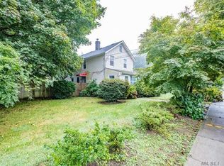 190 W Pulaski Rd, Huntington Station, NY 11746