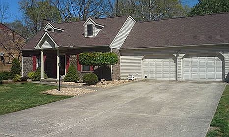 1st image of 1718 Carolina Ln