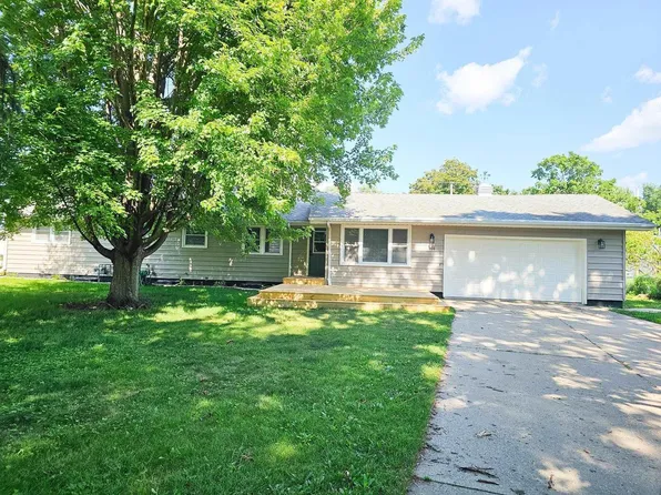 101 North Clear Lake Avenue, Milton, WI 53563