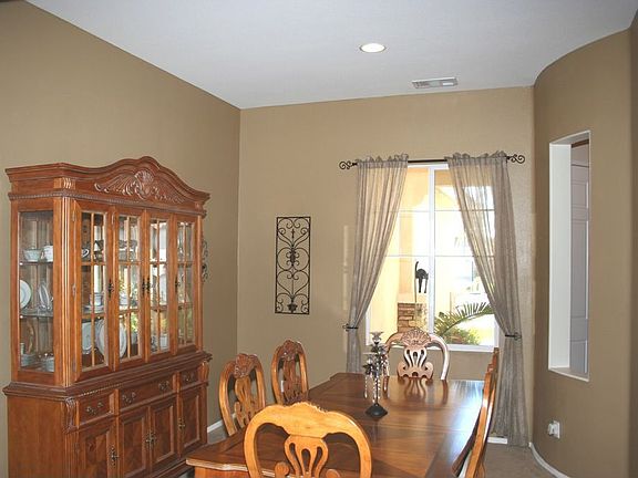 4th image of 31954 Eureka Cir