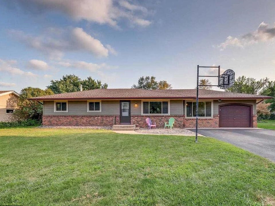 Welcome to 8440 208th St W