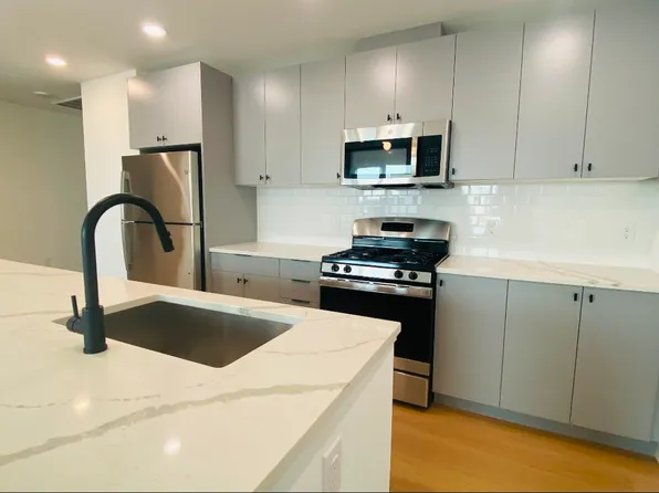 403 Jackson St #505, Hoboken, NJ 07030