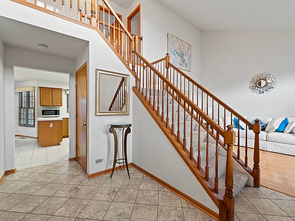 2nd image of 1 Westminster Ct
