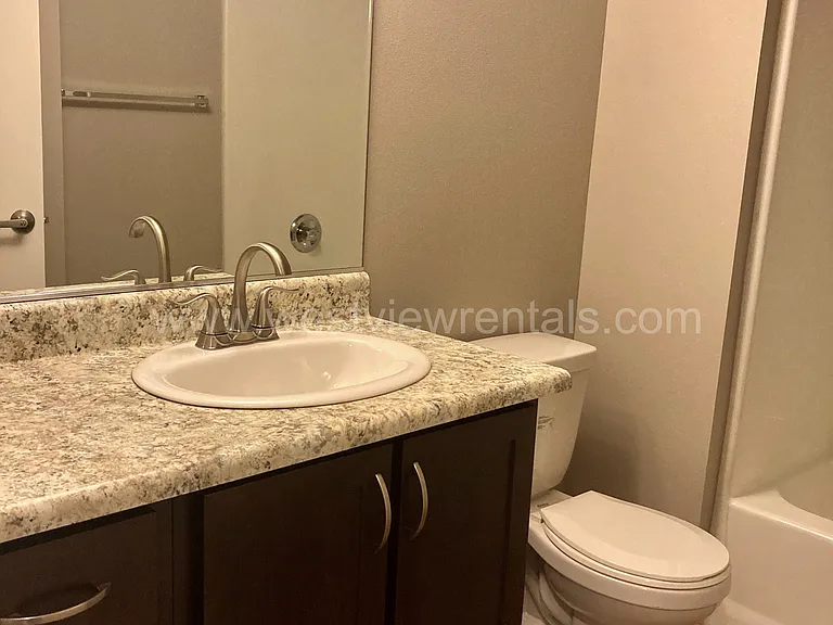 1010 Railroad Ave — Photo 325