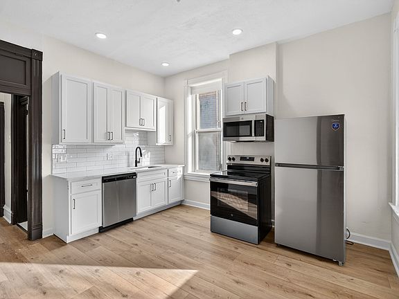 2nd image of 3929-3931 S Compton Ave #3929-1F