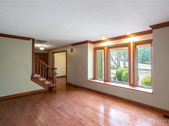 5th image of 447 Claxton Glen Ct