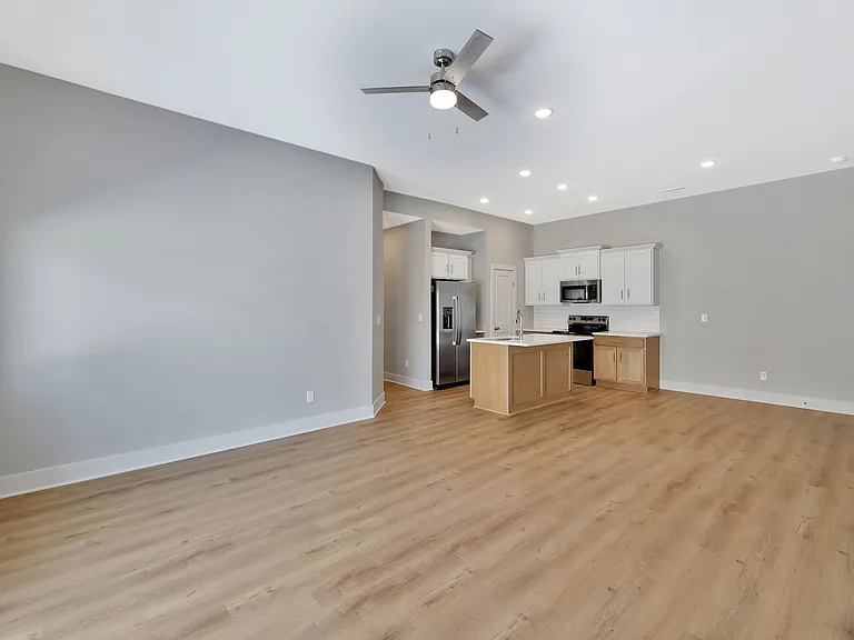 1218 SE 10th Street Ter — Photo 5