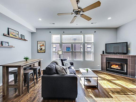 5th image of 2312 W Bloomingdale Ave APT D