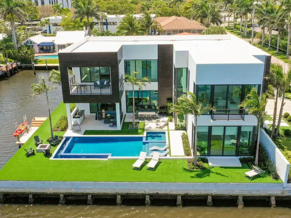 718 SE 7th St, Delray Beach, FL 33483